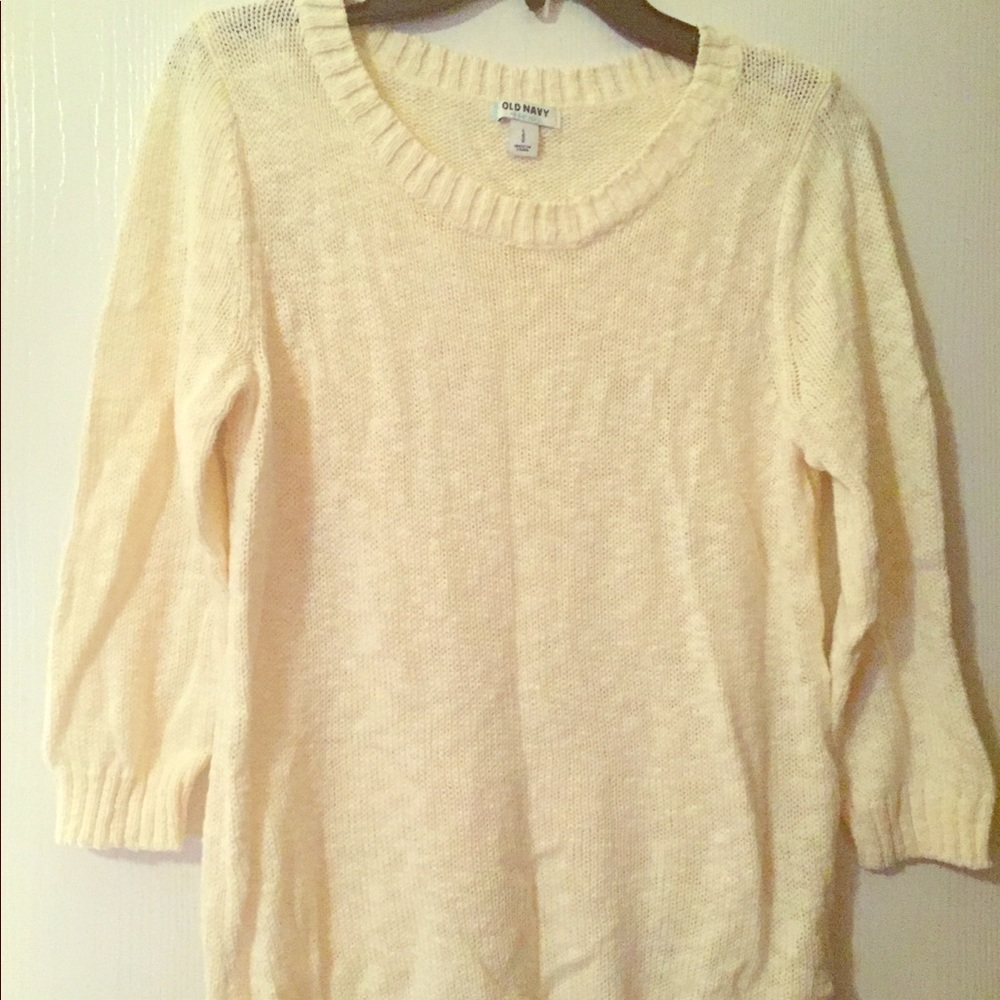 Old Navy light weight 3/4 sleeve sweater